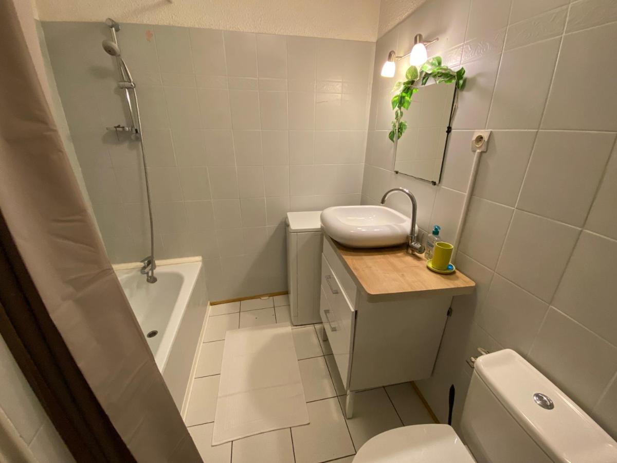 Au Pied De La Cite, T3 Au Calme Appartement Carcassonne Buitenkant foto